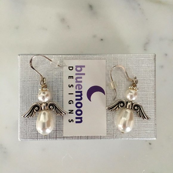 Vintage Silver & Pearl Pierced Angel Earrings BNIB - Picture 5 of 7